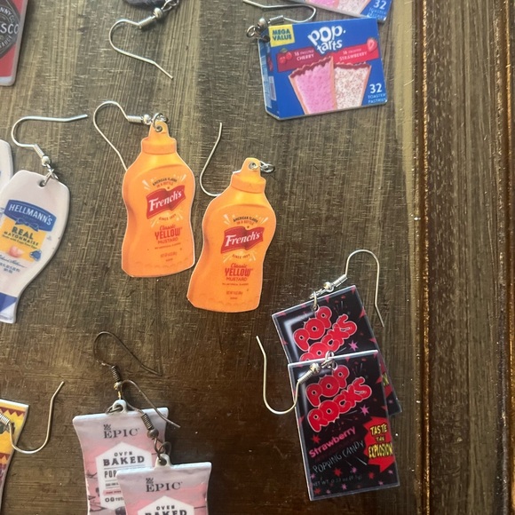 17 pair of assorted food earrings - Picture 3 of 7